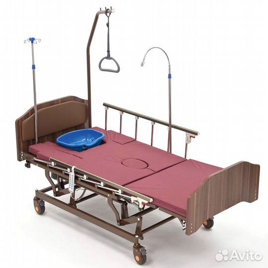 Медицинская кровать для инвалидов