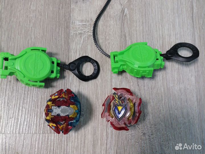 Волчки бейблейд