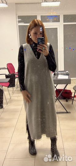 Платье без рукавов