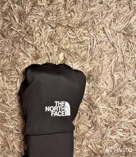 Перчатки the North face