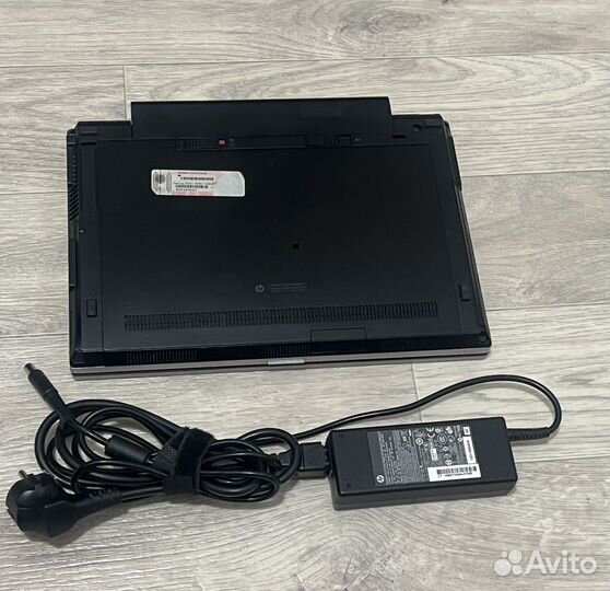 Крутой и компактный ноутбук HP EliteBook 2560р