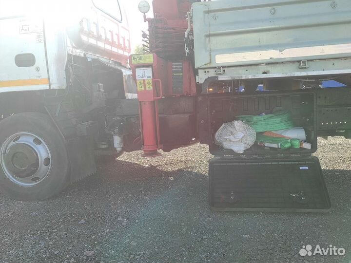 Isuzu NQR75R с КМУ, 2008