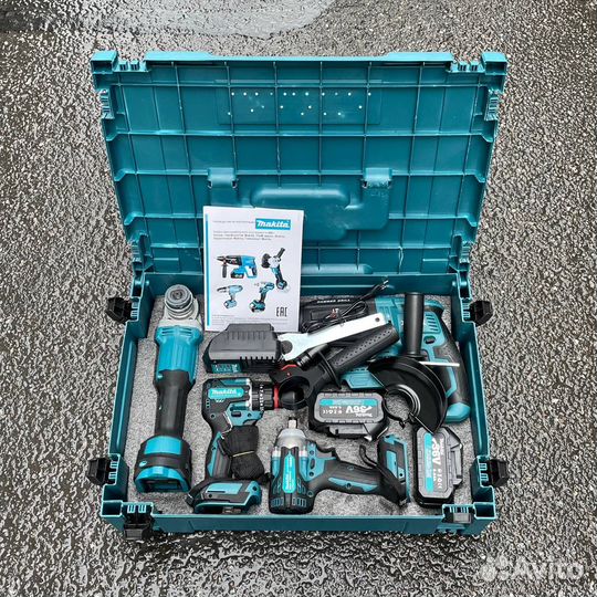 Аккумуляторный набор makita 4 в 1