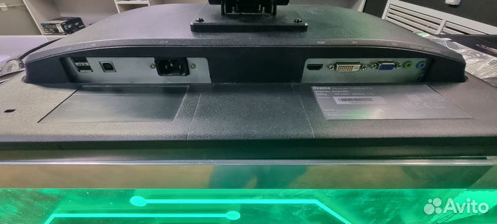 Профессиональные Full HD мониторы 22 дюйма