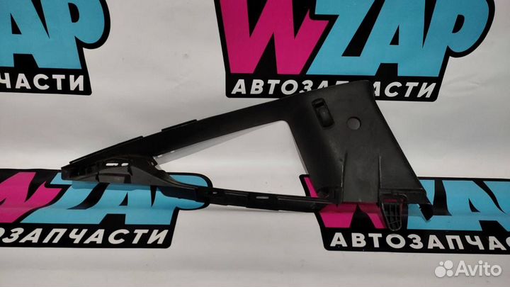 Пластик салона Ford Mustang 6 S550 рест. 2019