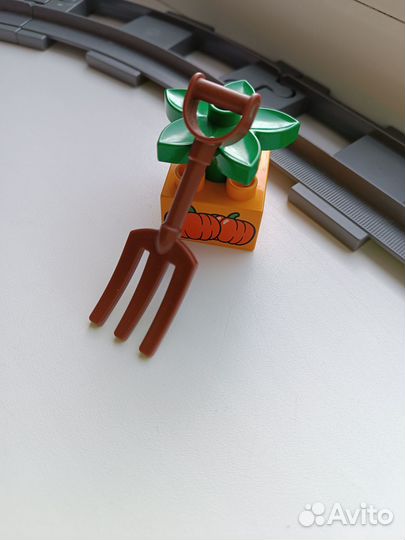Lego duplo поезд 10810