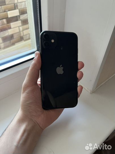 iPhone 11, 64 ГБ
