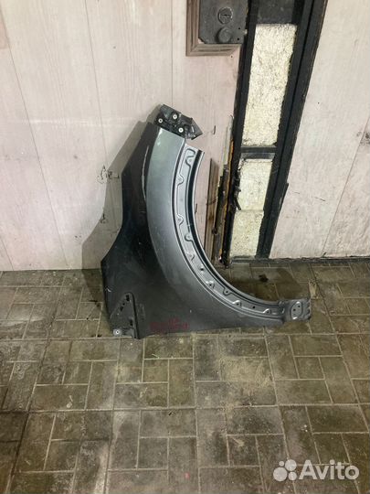 Крыло правое renault kaptur