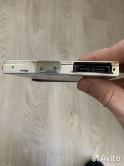 Dvd rw привод SATA