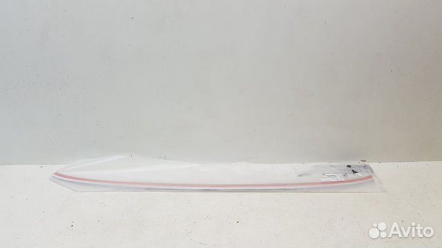 Молдинг лобового стекла передний Toyota Camry V70