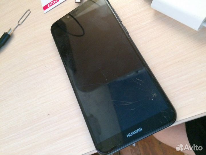 Телефон huawei Y6 Prime2018