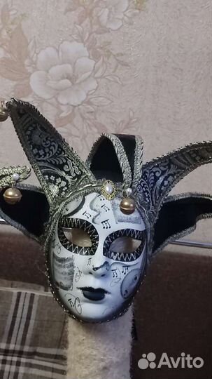 Маски разные