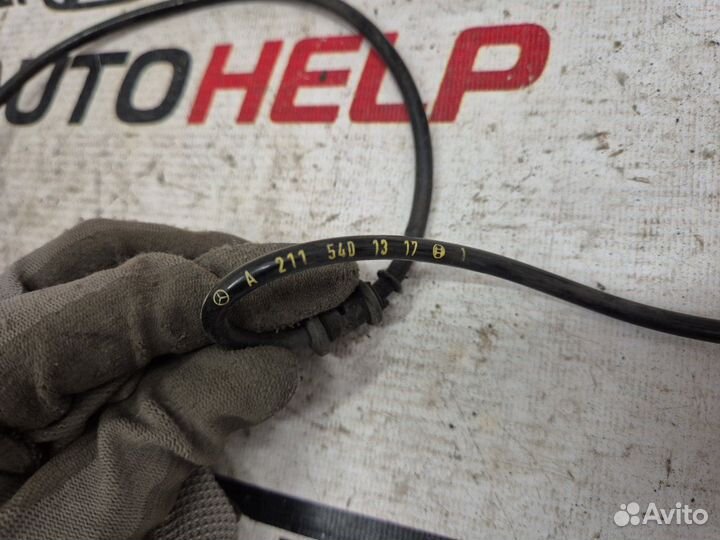 Датчик ABS передний левый Mercedes-Benz E-Class