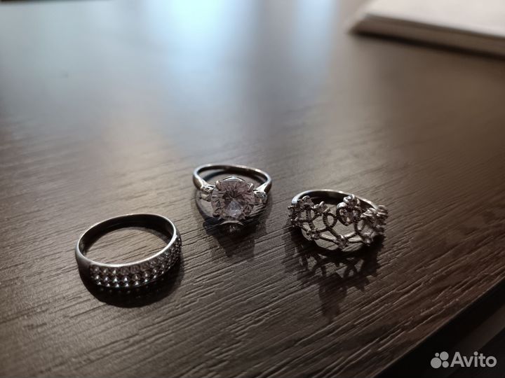 Серебряное кольцо