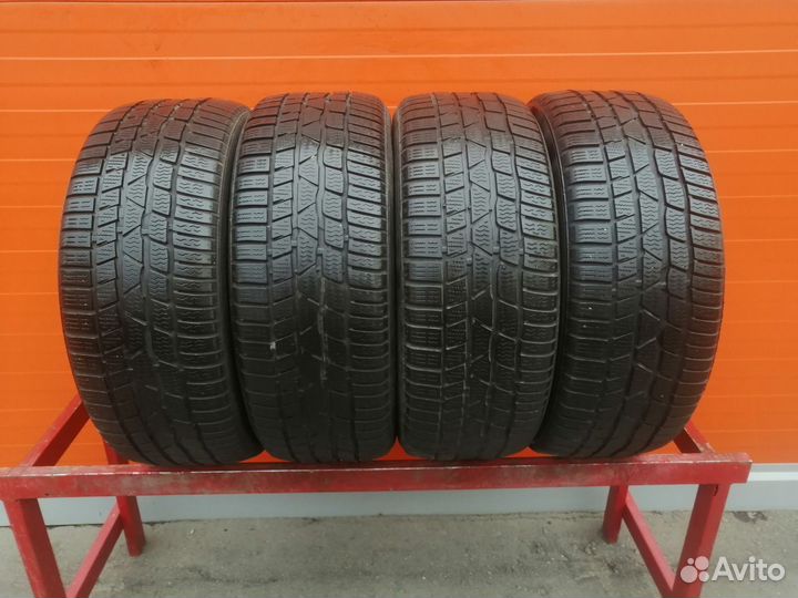 Continental ContiWinterContact TS 830 P 215/50 R17 95V