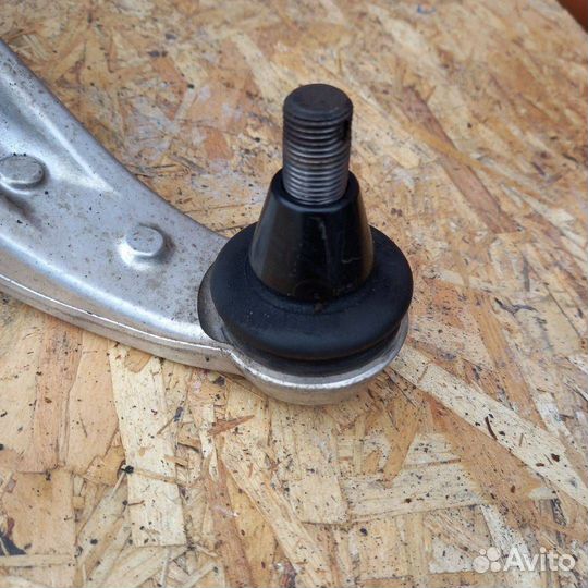 Рычаг задний левый Nissan Murano Z51 2010