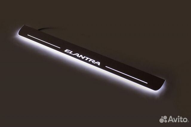 Накладные пороги на Hyundai Elantra MD