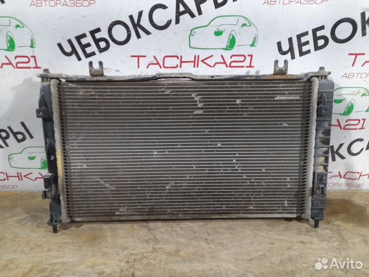 Радиатор охлаждения LADA Granta (2011+)