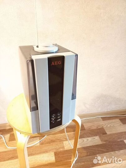 Увлажнитель воздуха AEG
