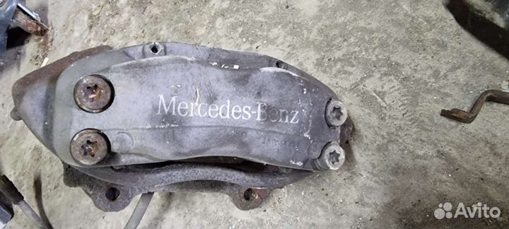 Суппорта на mercedes cl w215