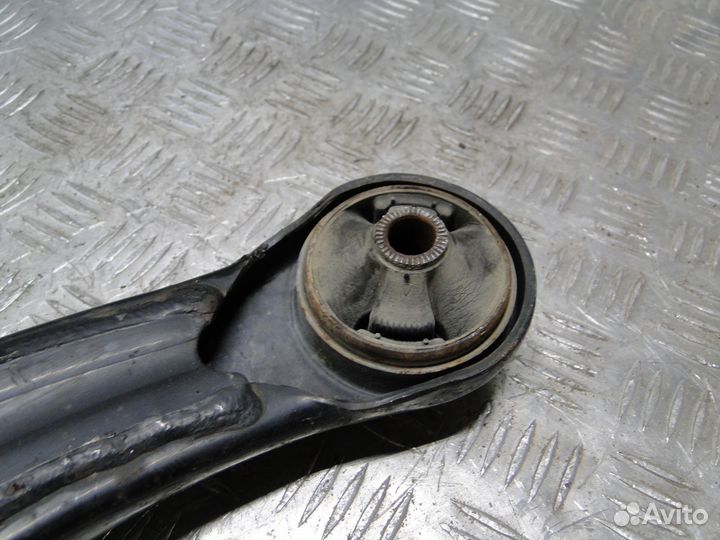 Рычаг передний Toyota Prius 20 2007 1.5