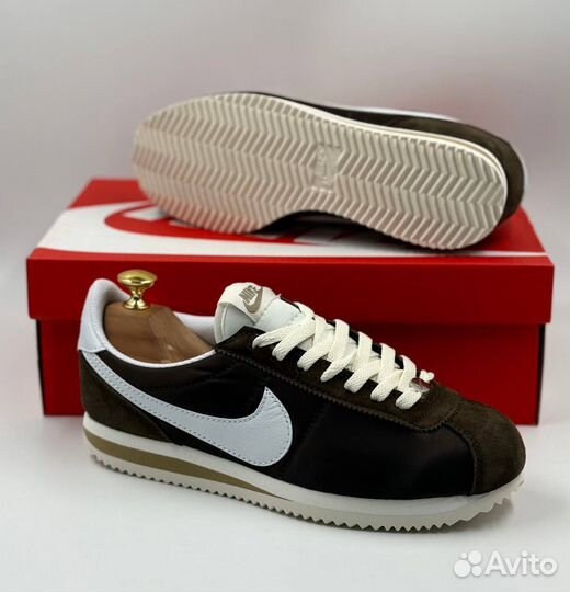 Кроссовки Nike Cortez коричневые