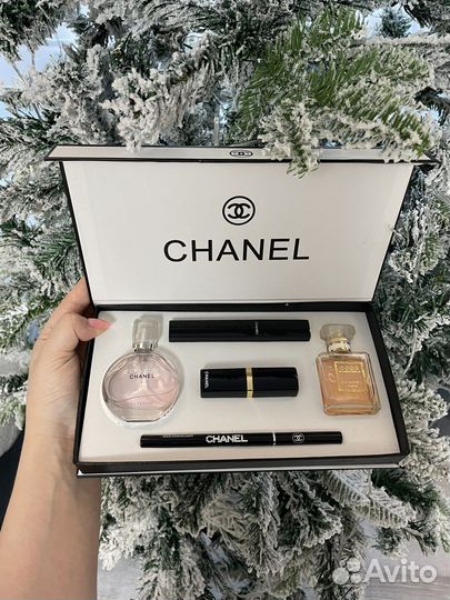 Подарочный набор косметики