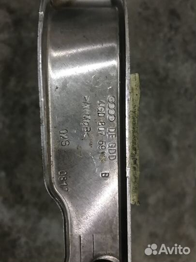 Кронштейн левого крыла Audi A6 C7 4G0807591B