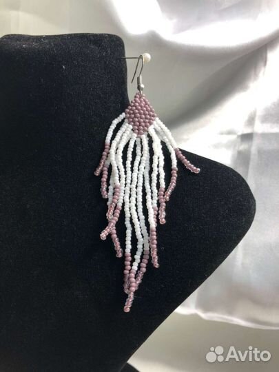 Серьги из бисера ручной работы