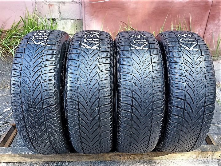 Goodyear UltraGrip Ice 2 185/65 R15 88T