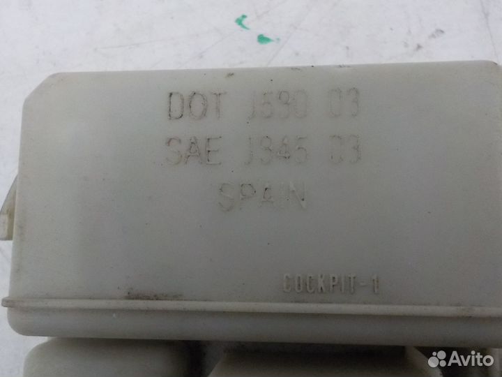 Блок предохранителей (салон) Volvo S40 2004