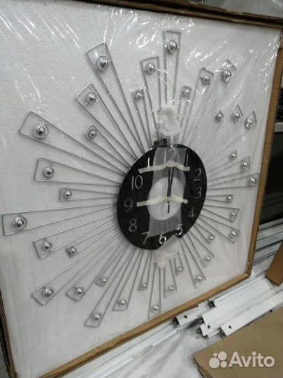 Часы настенные world M1982-70 BL