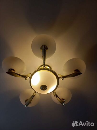 Люстра потолочная