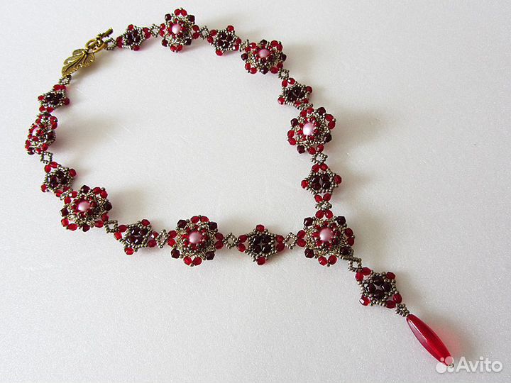 Колье ручной работы в ассортименте