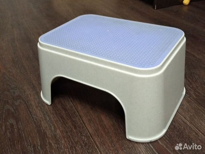 Стульчик подставка
