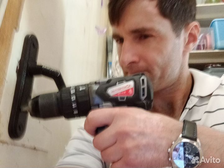 Вскрытие и замена дверных замков