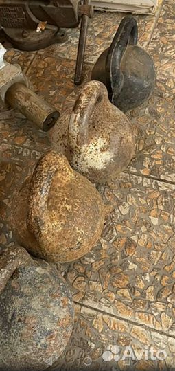 Гири СССР 20,24,32 4шт