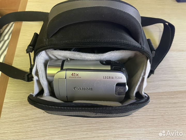 Видеокамера Canon legria FS306