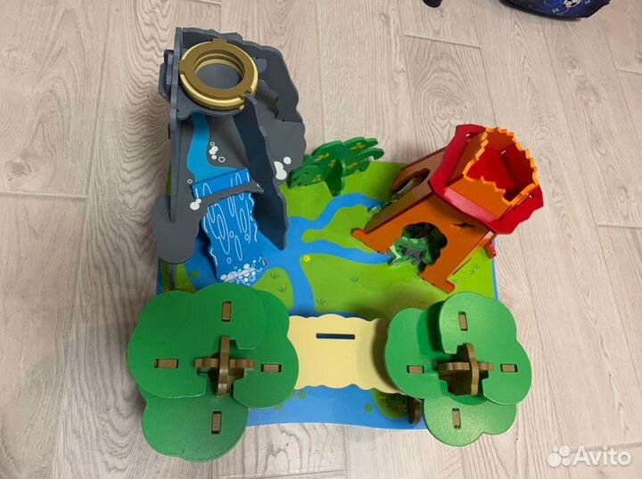 Детские развивающие игрушки