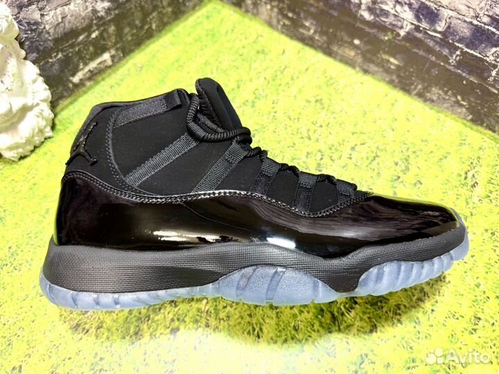 Nike Air Jordan 11 Retro Black