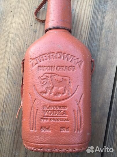 Старинная бутылка из под водки