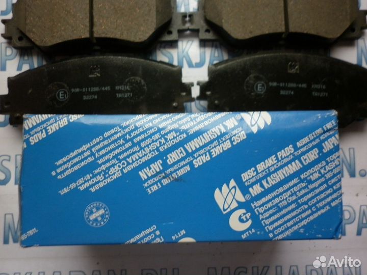 Колодки тормозные передние на RAV 4, Corolla