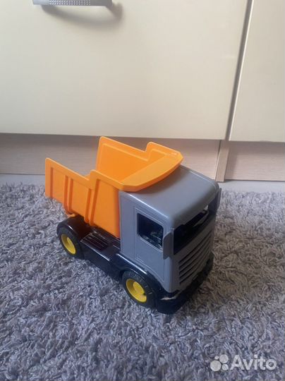 Детские игрушки машины