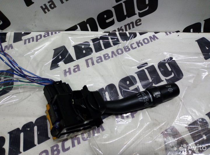 Подрулевой переключатель дворников Toyota Camry