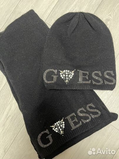 Комплект шапка и шарф Guess