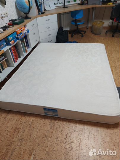 Матрас 160х200 б/у