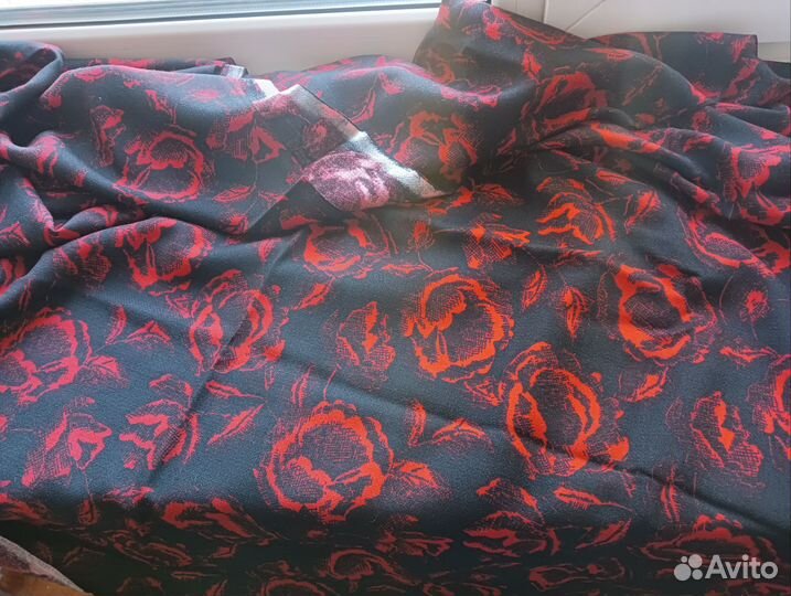 Отрезы ткани шерсть, бархат