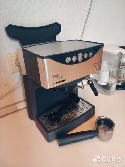 Кофеварка redmond RCM-1503