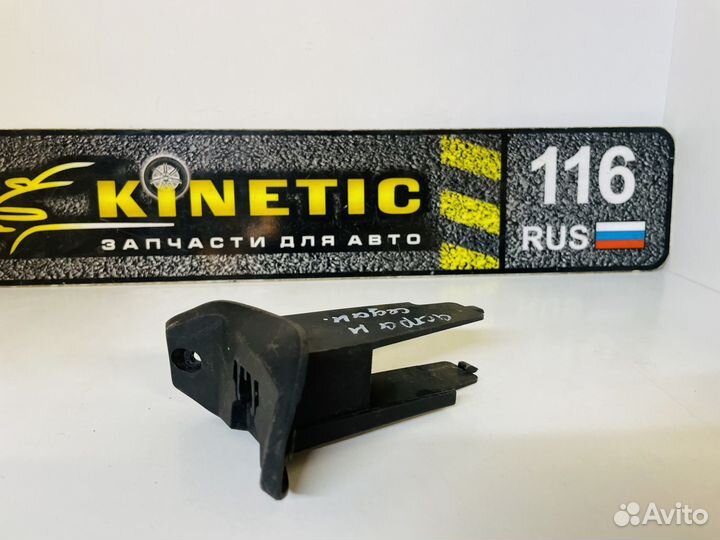 Кронштейн активатора лючка бензобака Astra h Астра