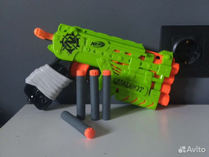 Nerf Zombie Quadrot Игрушка детская пластиковая